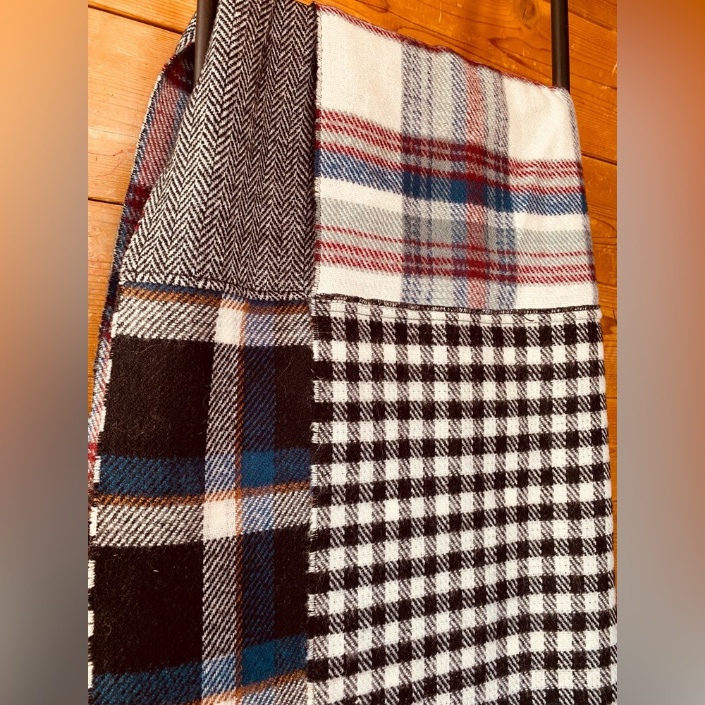 Long fluffy scarf